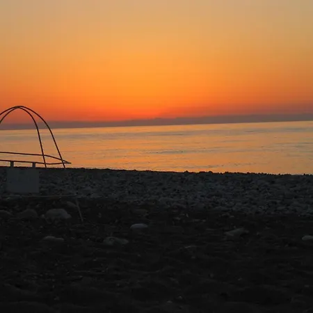 Baris & Holiday park 2*